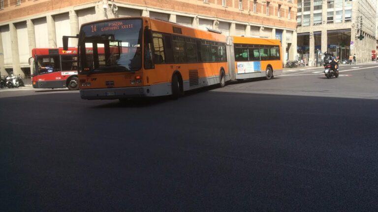 Autobus 97: la soluzione per muoversi rapidamente a Bologna!